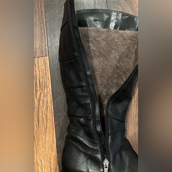 Gino Rossi  Black Leather Riding  Boots fully lined with Sherpa. - Picture 12 of 14